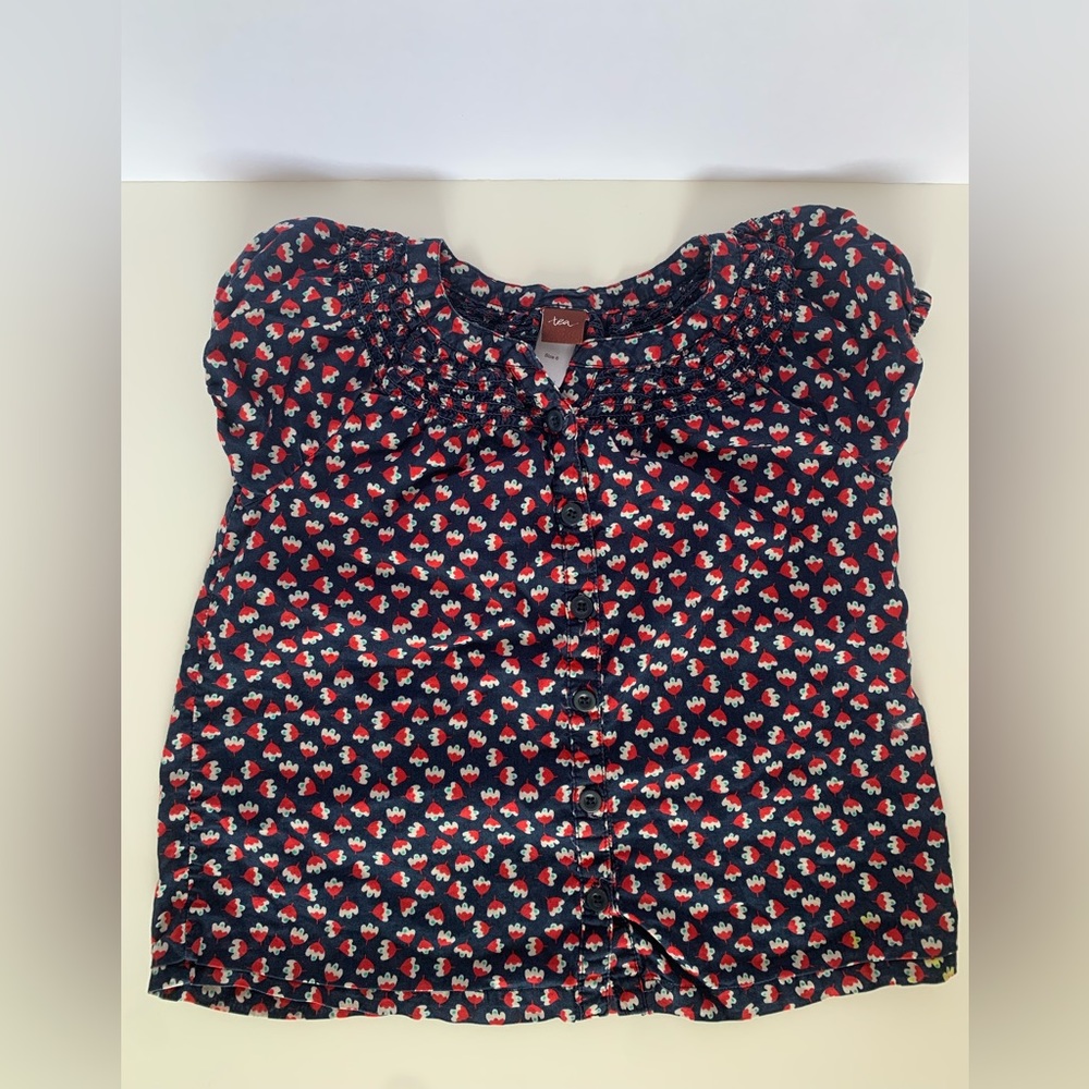 Tea Girls size 6 Button down short sleeve Blouse with shirred cuffs 100% cotton